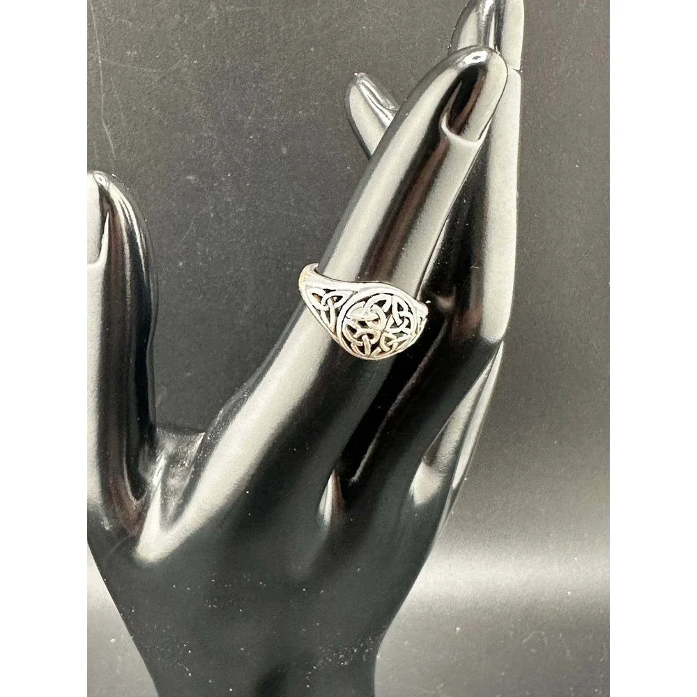 Celtic Trinity Knot Sterling Silver 925 Ring‎ Size 9 051 (47)